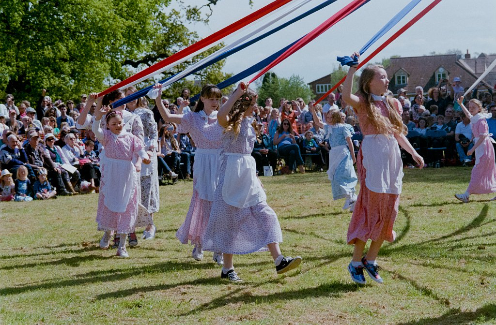 Ickwell May Day 2015