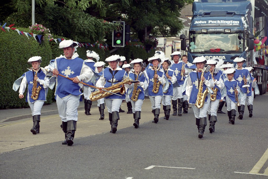 barber-sutton-sea-carnival004.jpg