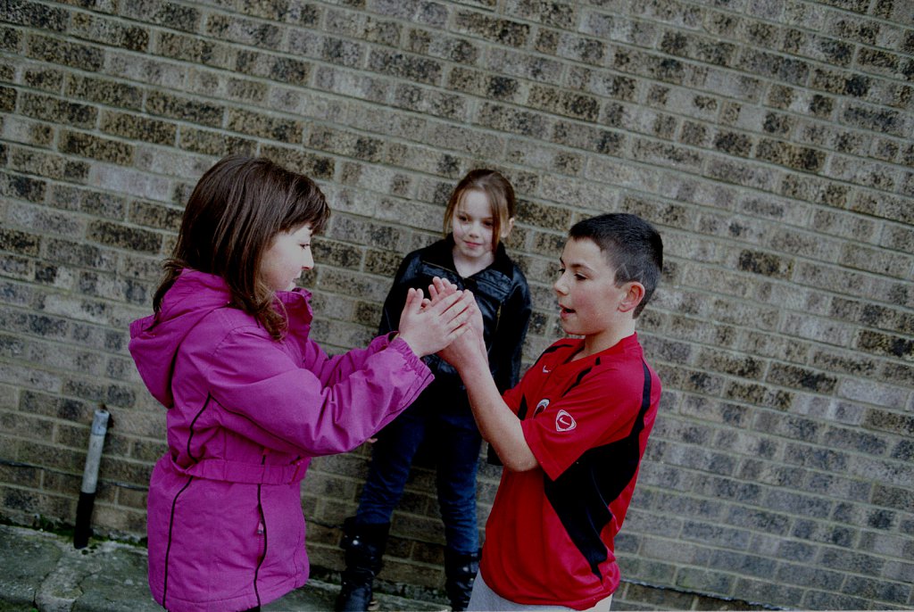 barber-children-playing-street01.jpg