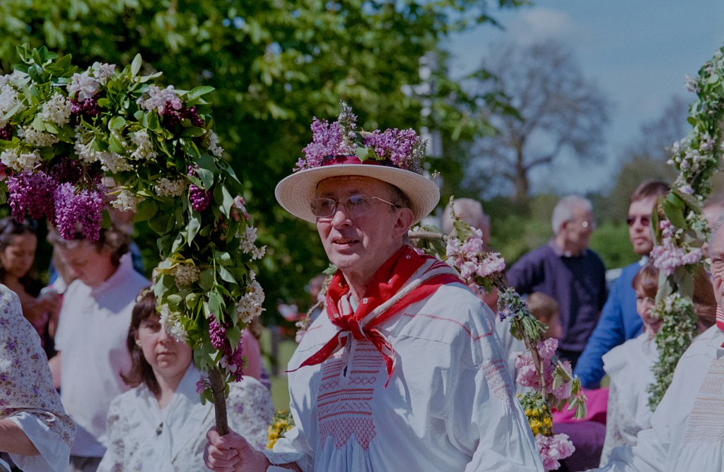 Ickwell May Day 2015