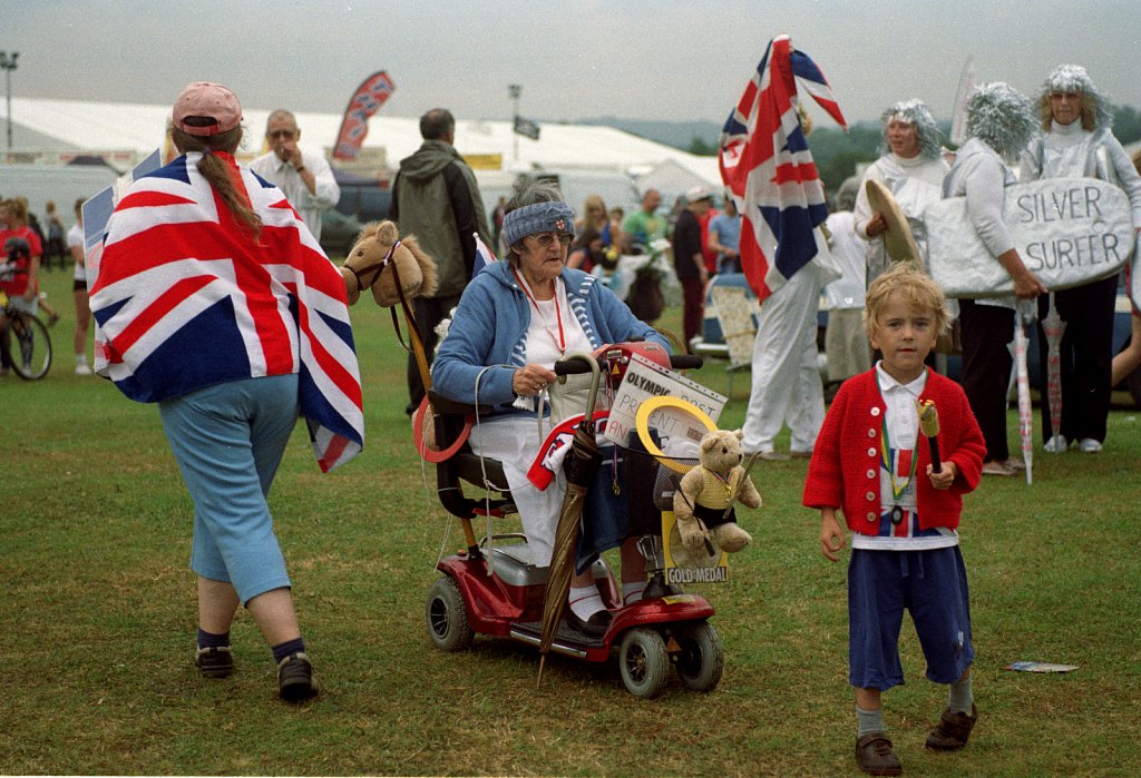 barber-cromer-carnival-2013-02.jpg