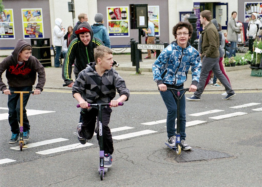 barber-boys-scooters01.jpg