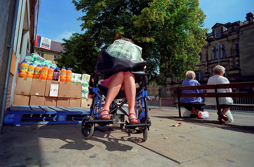 barber-disabled-shopping01.jpg