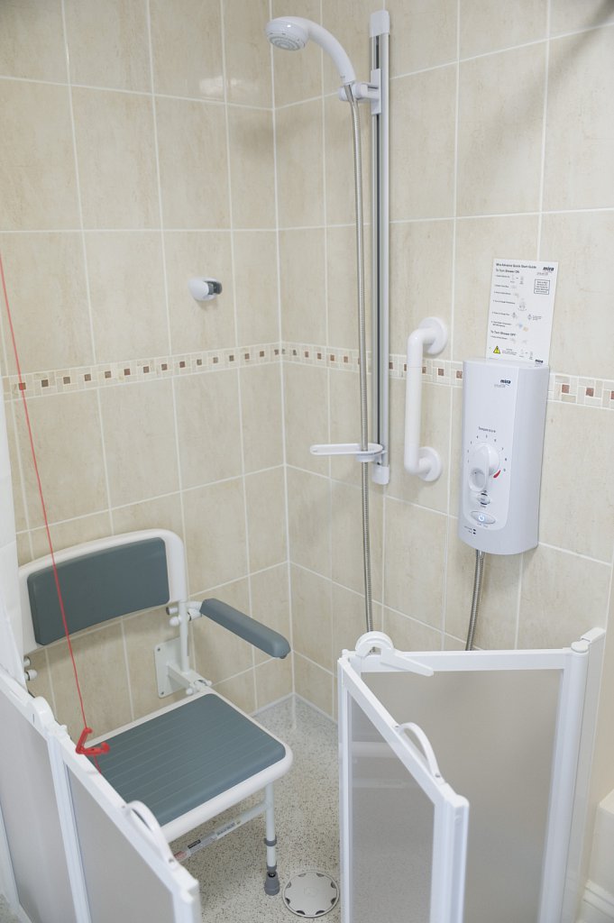 barber-disabled-toilet-bathroom05-1.jpg