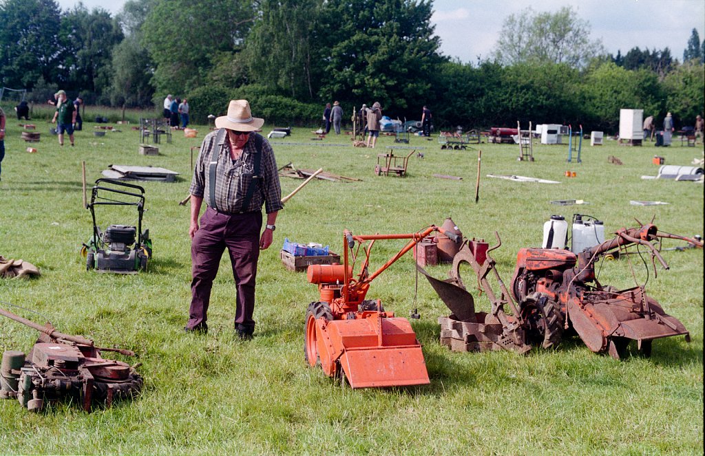 barber-hilgay-agricultural-auction-01.jpg