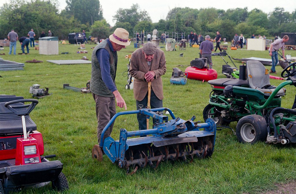 barber-hilgay-agricultural-auction-02.jpg