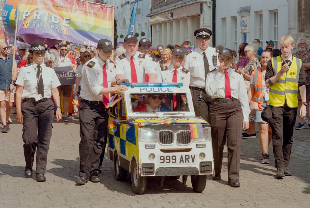 Barber-police-cadets-pride-Kings-lynn-03.jpg